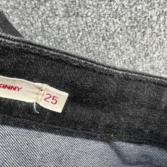 Levis Jeans Womens 25 Black Denim Frayed Hem High Rise Skinny Floral‎ Bohemian - Picture 14 of 15